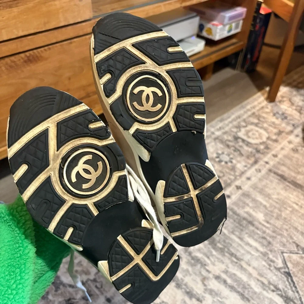 Chanel pink white sneakers size 6.5 - Picture 8 of 14